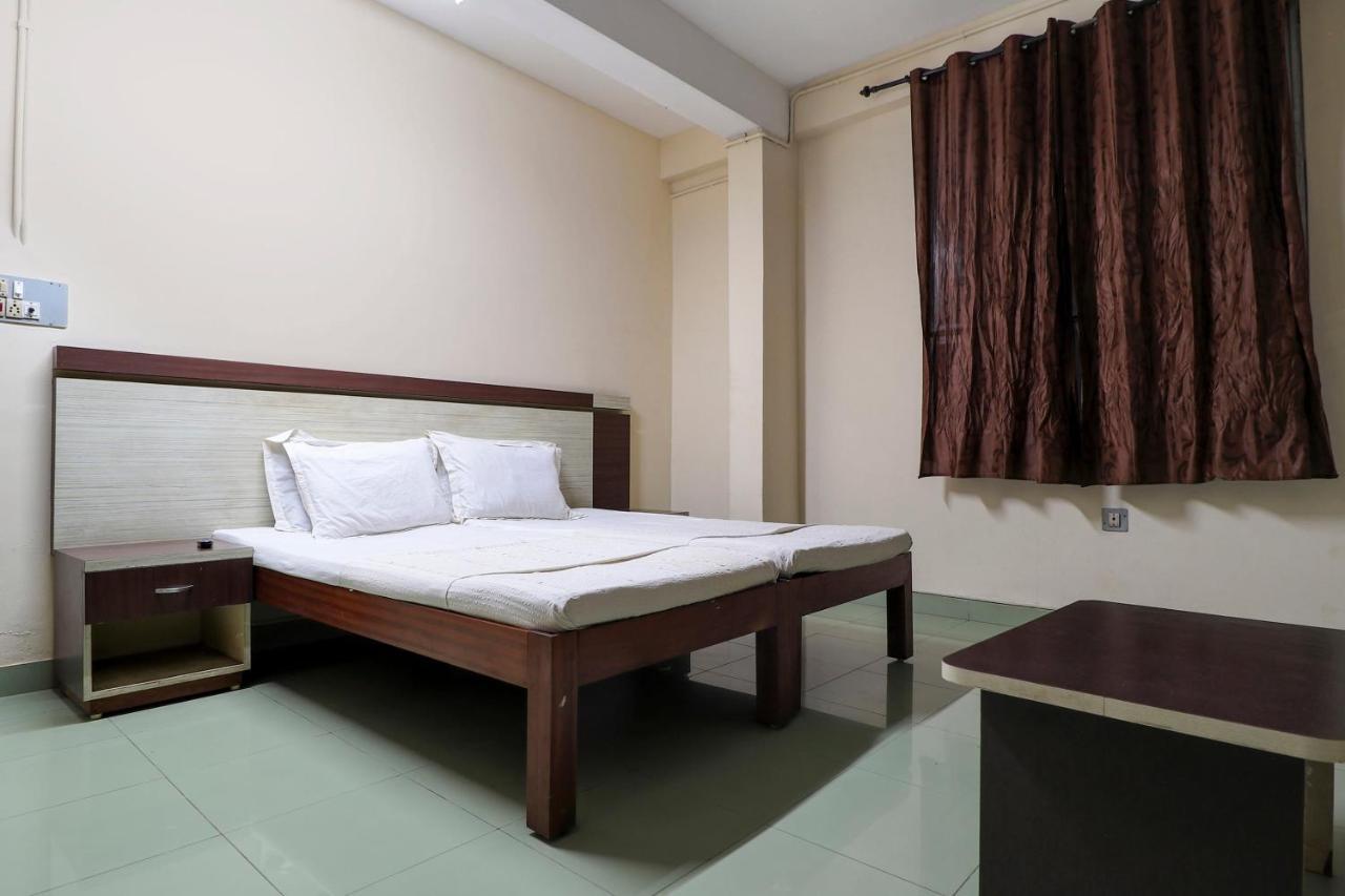 Spot On 60610 Malabar Tourist Home Kannur Exterior foto