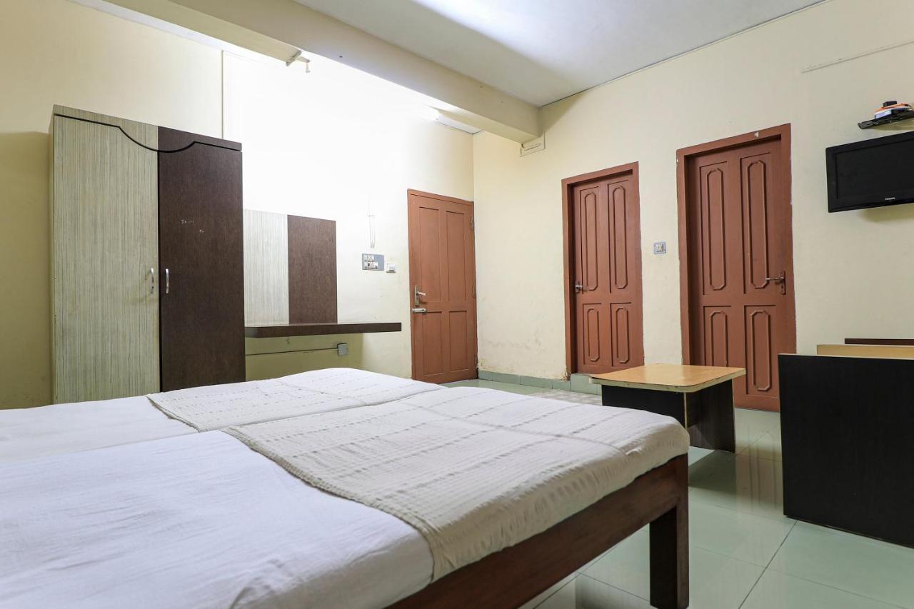 Spot On 60610 Malabar Tourist Home Kannur Exterior foto